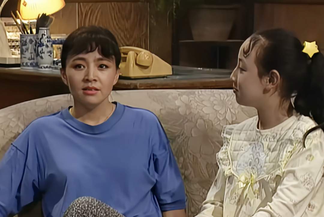 是黑夜需要我这颗璀璨的星